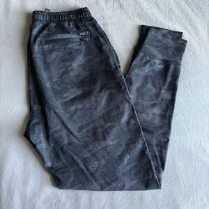 Vuori Sunday Jogger (dark camo)